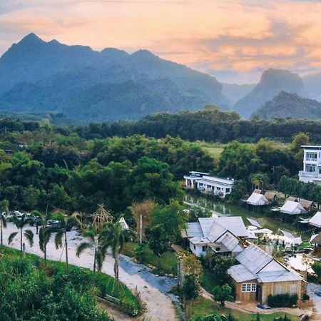 Nang Non Camping Ville นางนอนแค้มป์ปิ้งวิลล์ Ме-Сай Екстер'єр фото